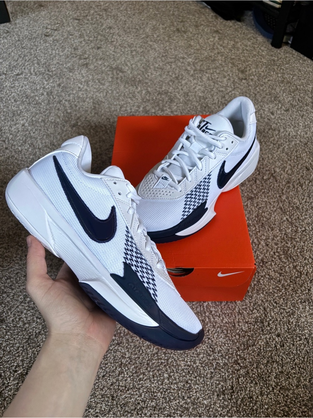 Nike basketball shoes gt cut